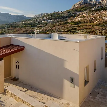 Anabella Peaceful With Pool Villa Klis